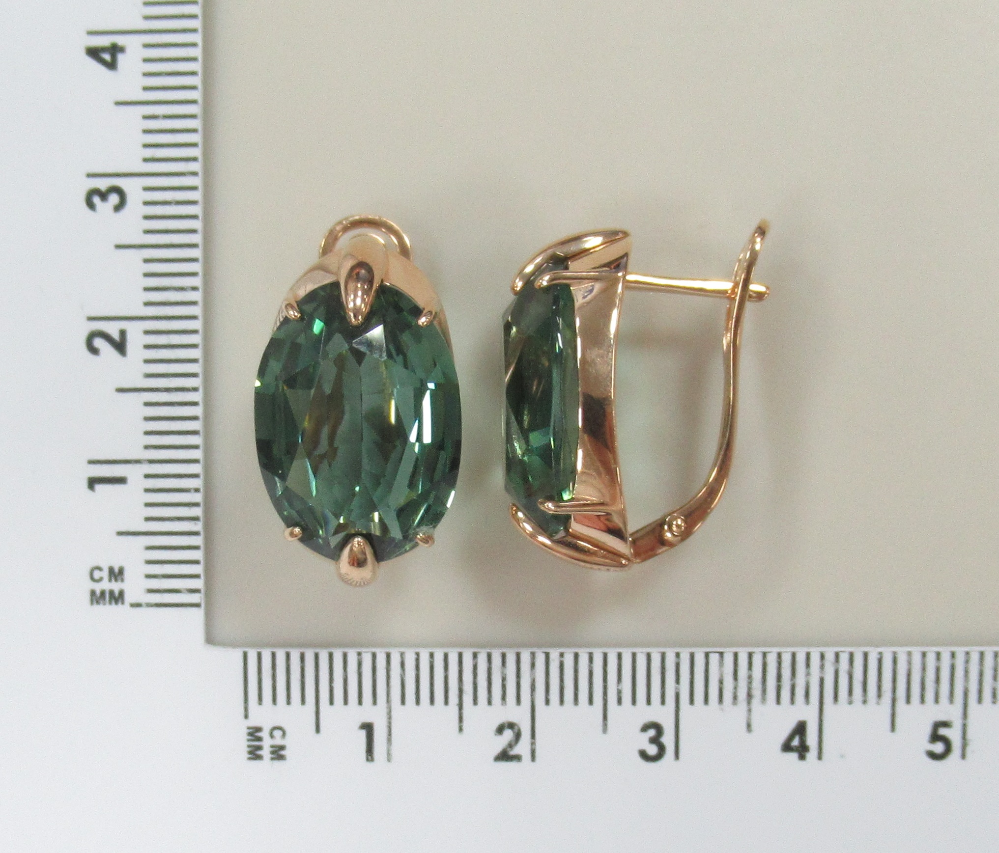 Серебряные серьги с празиолитами